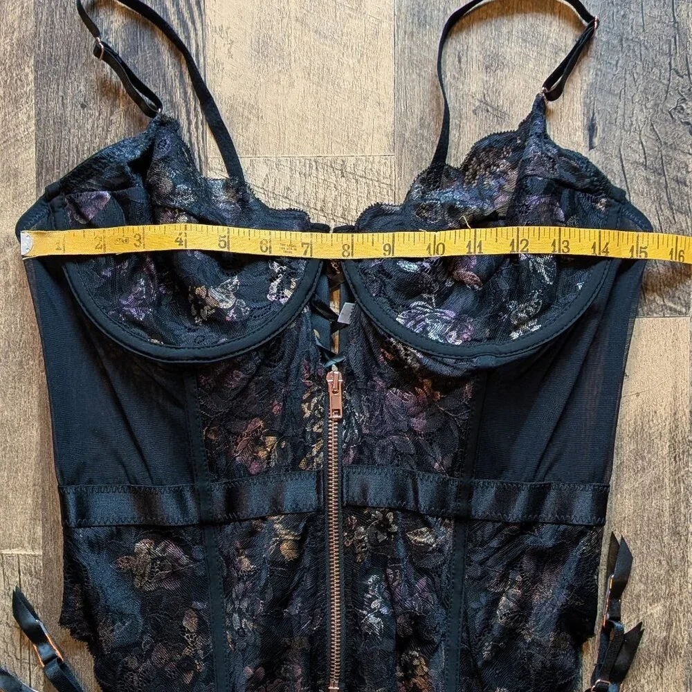 Coquette Zip-Up Underwire Bustier & Thong Set Black XL Floral Lace - Picture 7 of 7